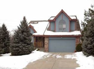 12305 Parker Cir, Omaha, NE 68154