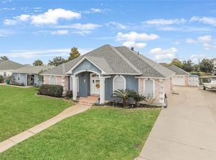 376 Moonraker Dr, Slidell, LA 70458