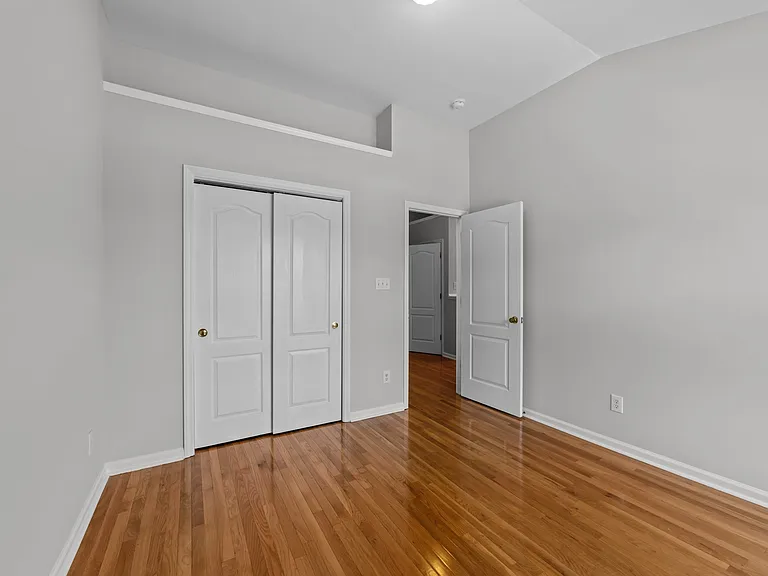 6809 Middleboro Dr — Photo 28