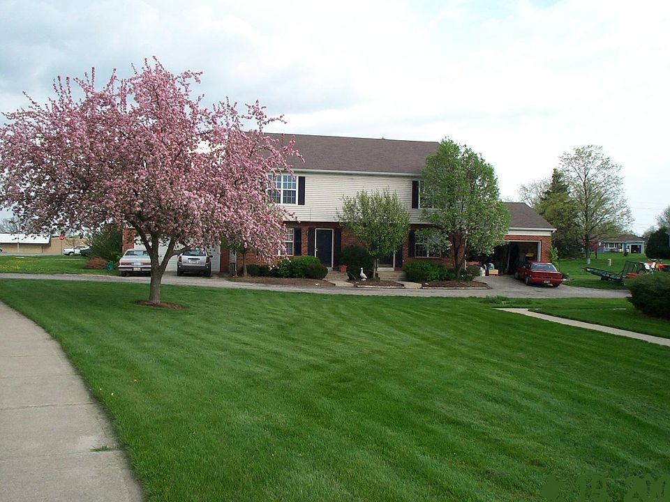 1st image of 107 Windsor Dr