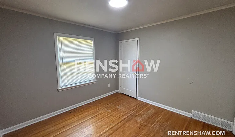 4667 Violet Ave — Photo 11