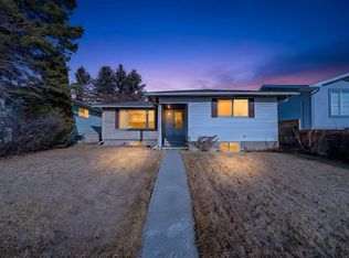 336 S Penworth Way SE, Calgary, AB T2A4G2