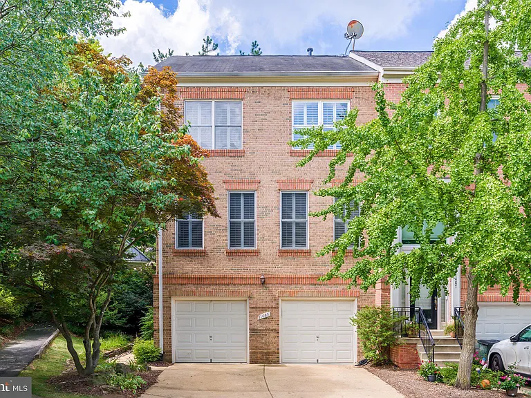 11485 Waterhaven Ct — Photo 1
