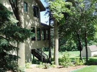 15537 Canyon Rdg, Eden Prairie, MN 55347