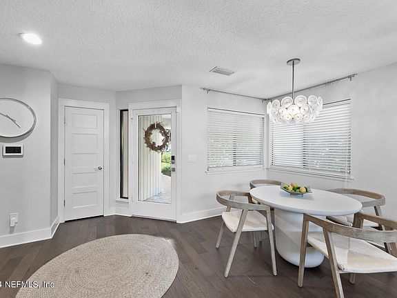 4th image of 523 SELVA LAKES Circle