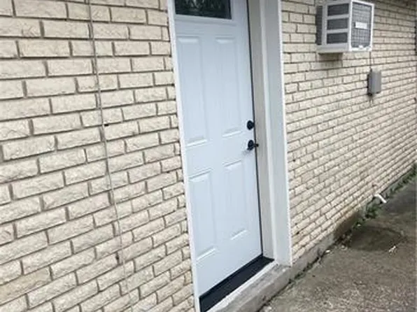 77 Gretna Blvd, Gretna, LA 70053