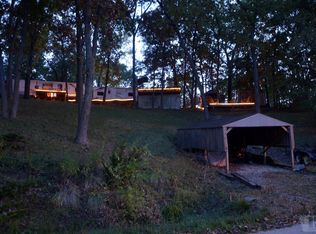 1177 1178 E Ridge Dr, Brooklyn, IA 52211