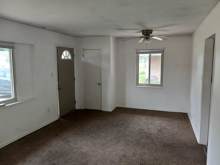 3827 Kingswood Dr — Photo 27