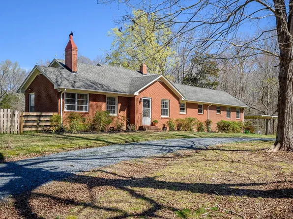 2050 Lambert Chapel Rd, Siler City, NC 27344