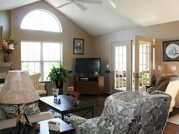 5th image of 5822 Ravine Creek Dr