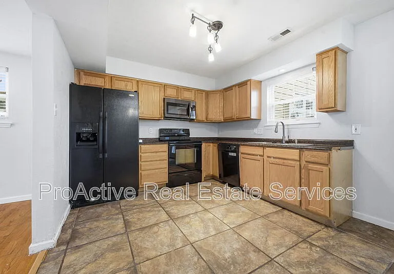 3228 Dunnbury Ct #1 — Photo 5
