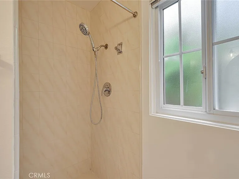 6551 Abbottswood Dr — Photo 30