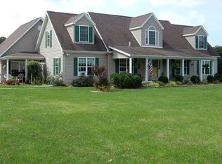 7566 Robinson Rd, Auburn, NY 13021