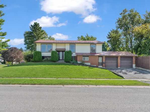 752 High Gate Park Dr, Kingston, ON K7M 5Z9