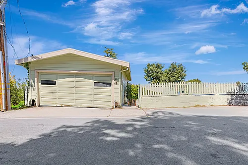253 Humboldt Rd #A Photo 1