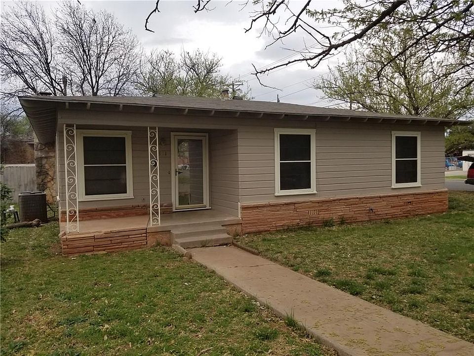 1st image of 301 Woodlawn Dr