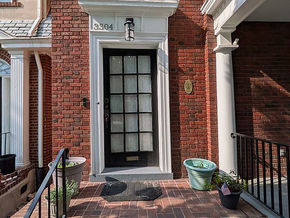 2nd image of 3302 Kensington Ave #3304