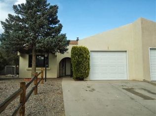 734 Stallion Rd SE, Rio Rancho, NM 87124