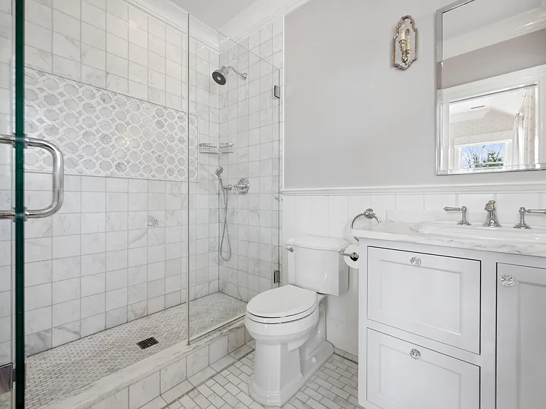 361 Madison St — Photo 30