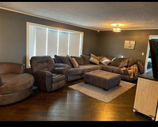 2nd image of 60 Woodhaven Dr