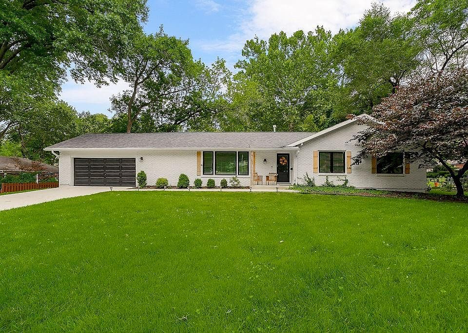 1st image of 9101 Wenonga Rd