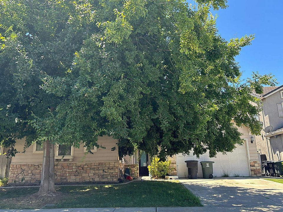 1st image of 530 Seaport Village Dr