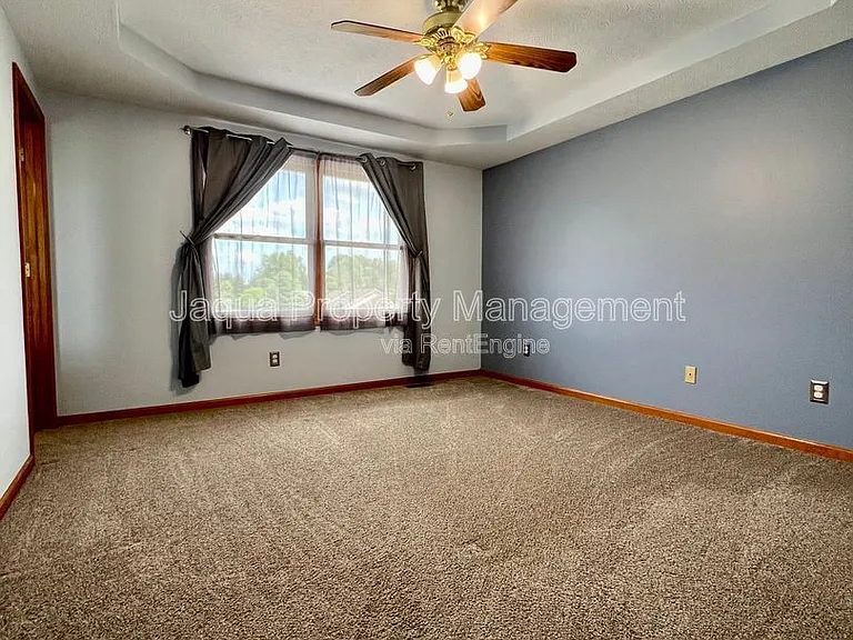 53641 Rolling Meadow Blvd — Photo 17