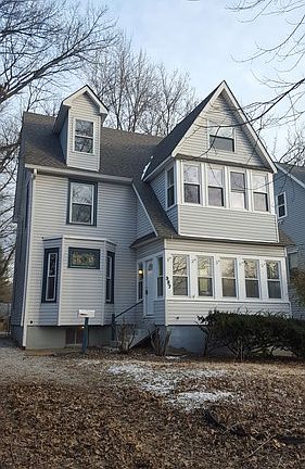 3rd image of 327 Tiffin Ave