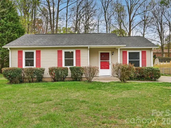 1713 Ranchwood Dr, Charlotte, NC 28217