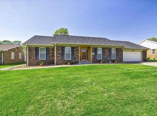 2373 Bannockburn Dr, Henderson, KY 42420
