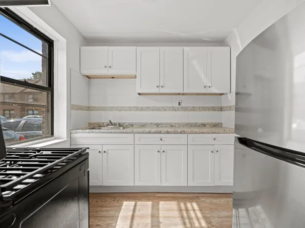 250 S Arlington Ave, East Orange, NJ 07018