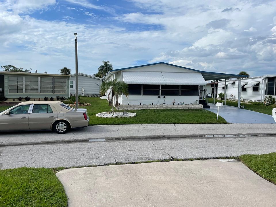 1st image of 162 Oleander St #162