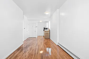 Rented by Safdie Realty Group