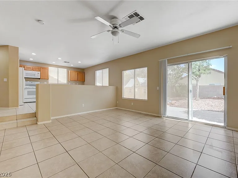 8905 Colorful Pines Ave — Photo 17