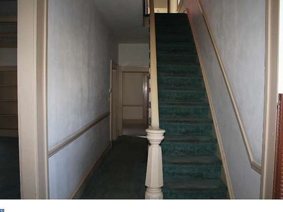 6888217_3