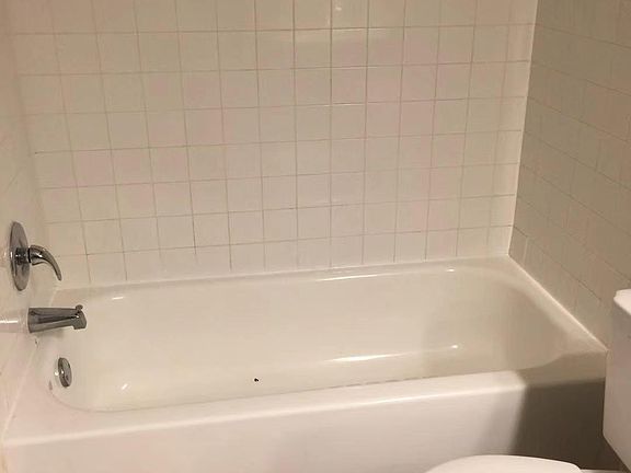 4th image of 221 Lake Brook Cir Unit 105
