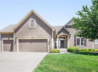 14104 Nelson Ct, Basehor, KS 66007