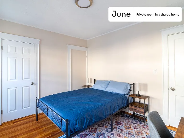 21 Easton St #B — Photo 3