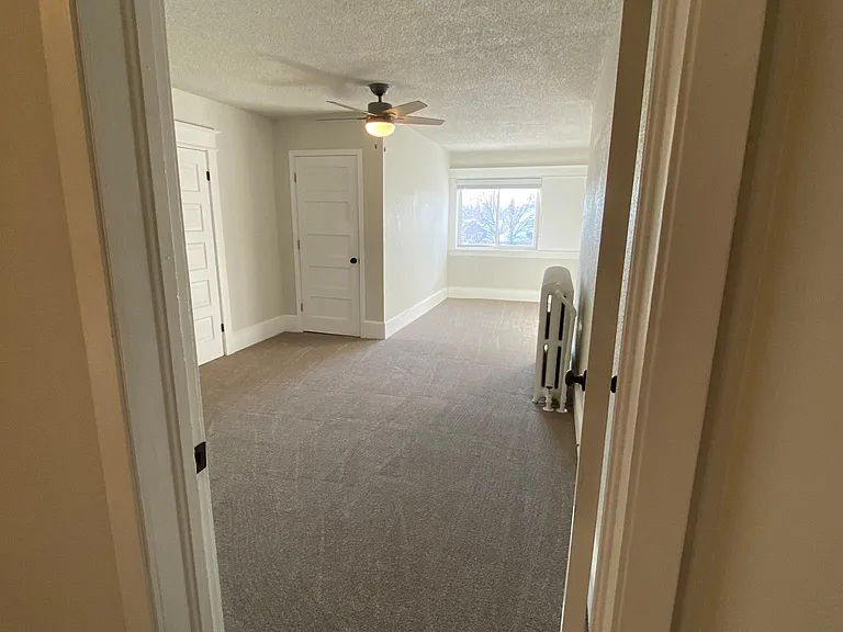 1157 Hague Ave #6 — Photo 32