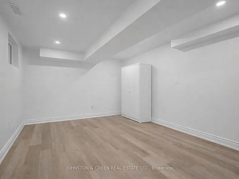 126 Slan Ave — Photo 11