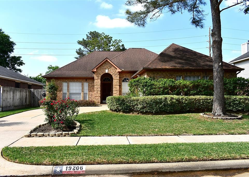 1st image of 19206 Winding Trail Ln