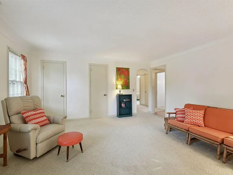 3001 McKinley St NE #2 — Photo 8