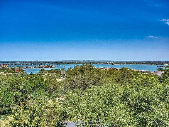 3rd image of 501 Highlands Boulevard