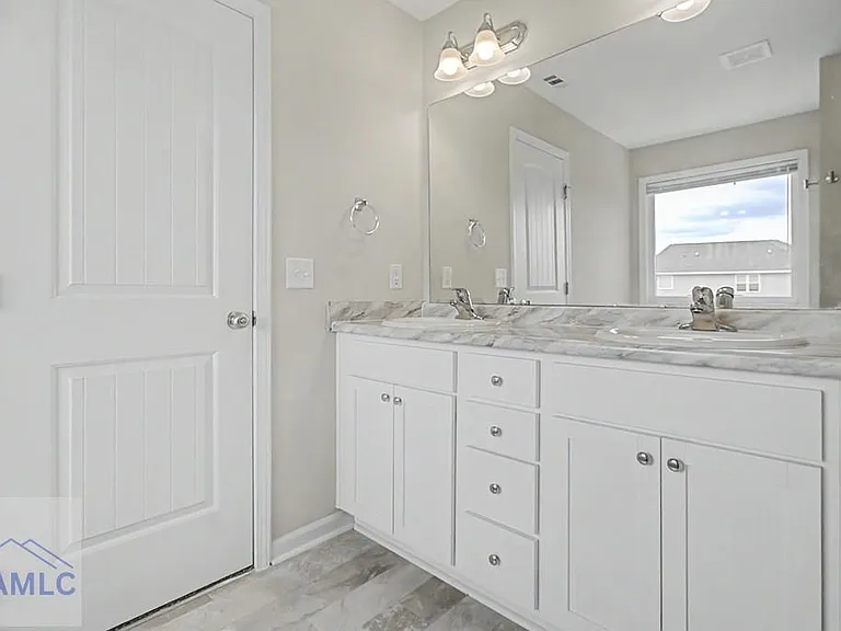 14 Herty Ln — Photo 31