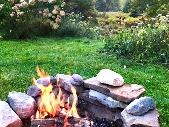 4th image of 26 Valley Road