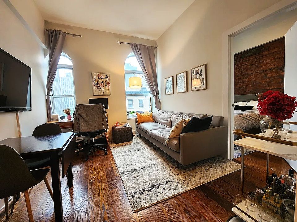 1st image of 68 Livingston St #4F