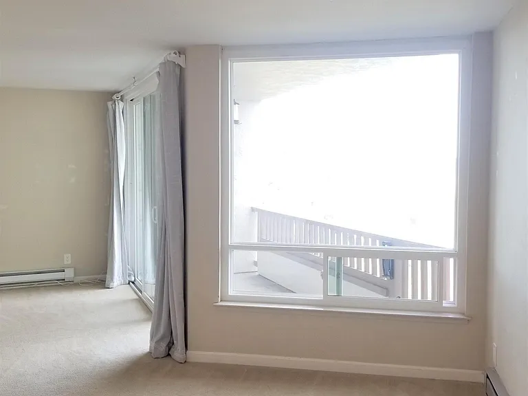 320 Vallejo Dr #10 — Photo 7