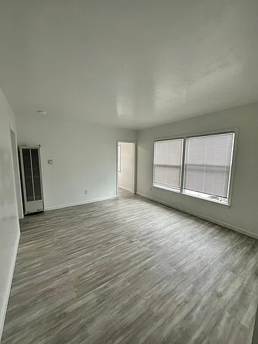 122 Elm Ave #12 Photo 1