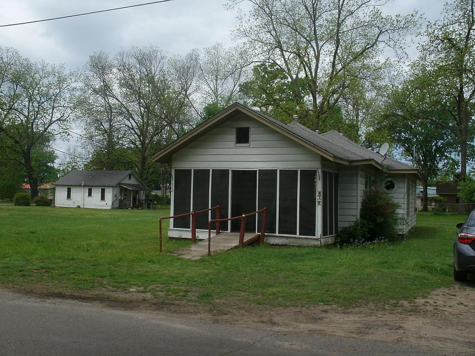 1st image of 412 Pine St