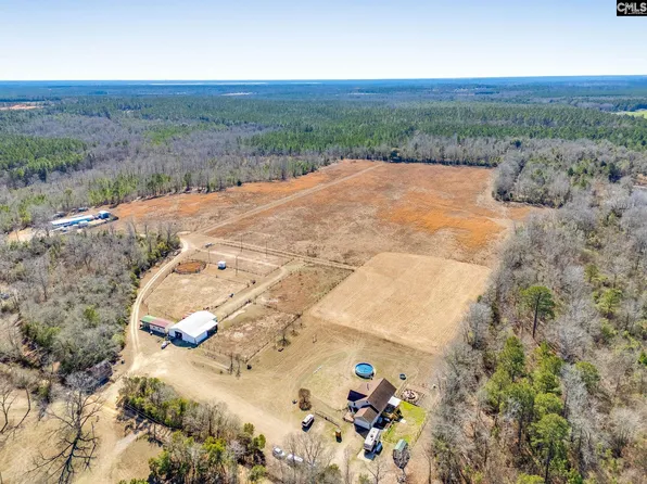 1080 Fox Young Rd, Wagener, SC 29164